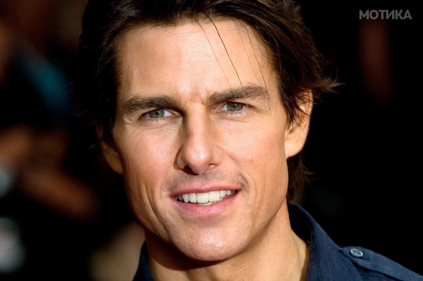 10-Celebrities-Who-Are-Extremely-Religious-Tom-Cruise-1024x682