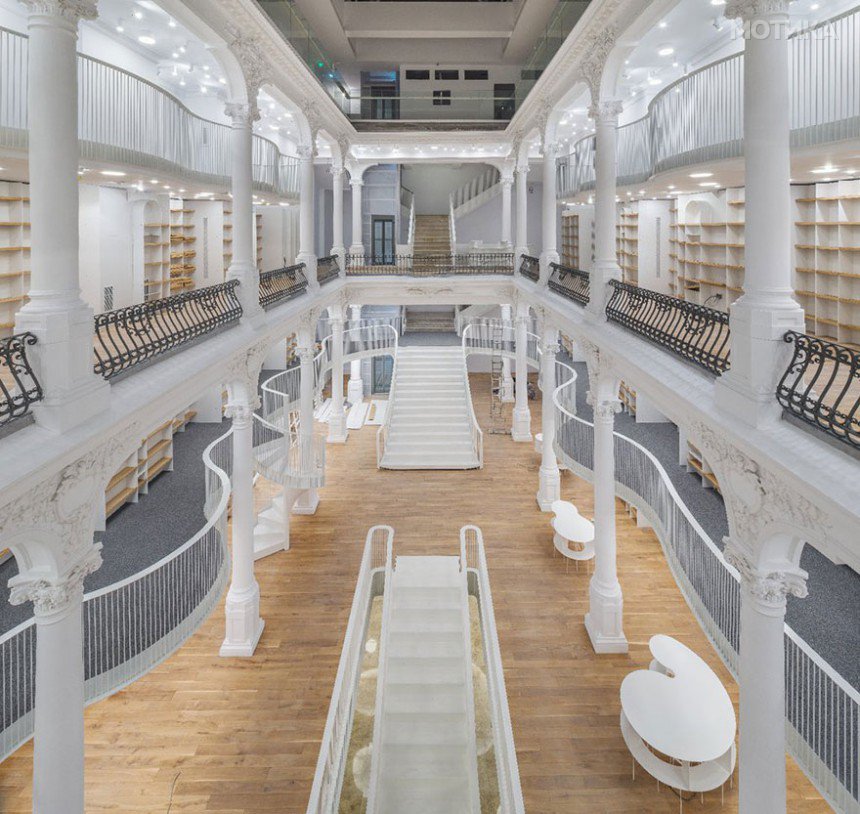 carousel-of-light-library-bucharest-16