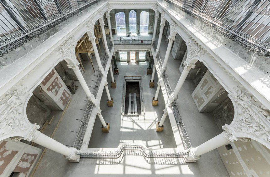 carousel-of-light-library-bucharest-5