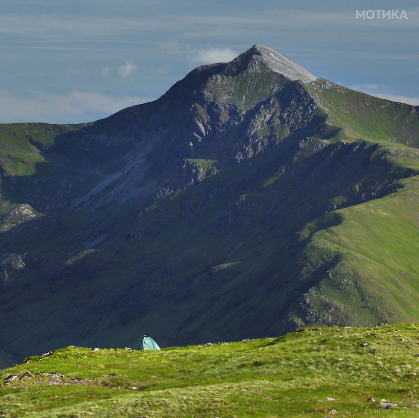 I-am-a-mountain-photographer-and-for-6-years-I-photograph-my-tent-in-the-mountains-30__880