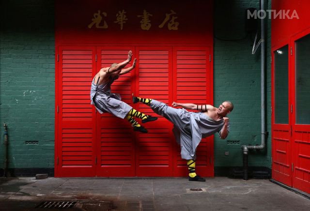 "*** BESTPIX *** World Famous Shaolin Monks Come To London's Chinatown"