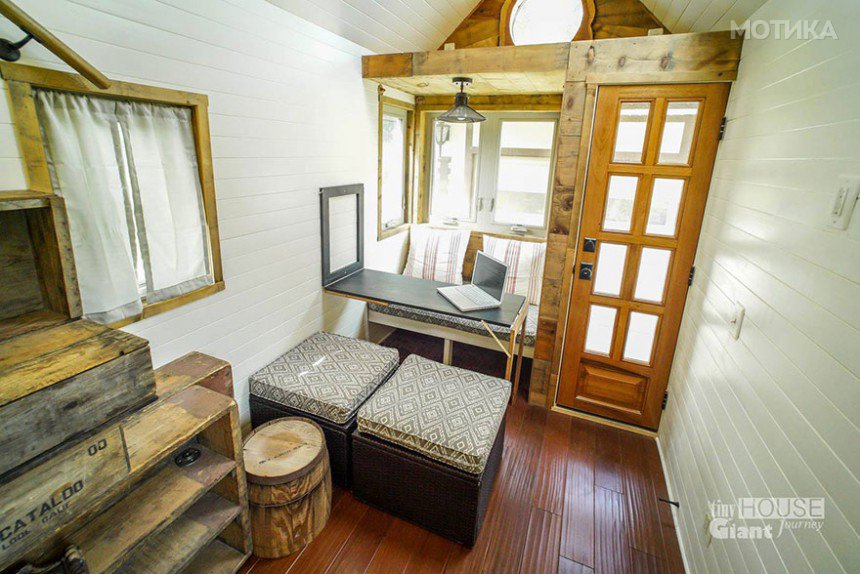 tiny-house-giant-journey-mobile-home-jenna-guillame-12