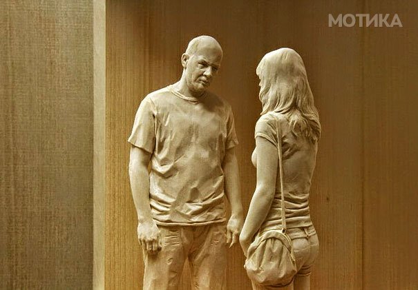 life-like-realistic-wooden-sculptures-peter-demetz-6