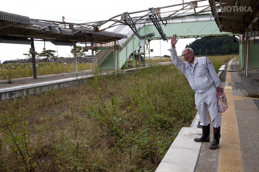 fukushima-radioactive-disaster-abandoned-animal-guardian-naoto-matsumura-18