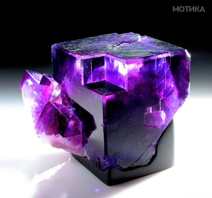 Amazing-StonesMinerals9__700