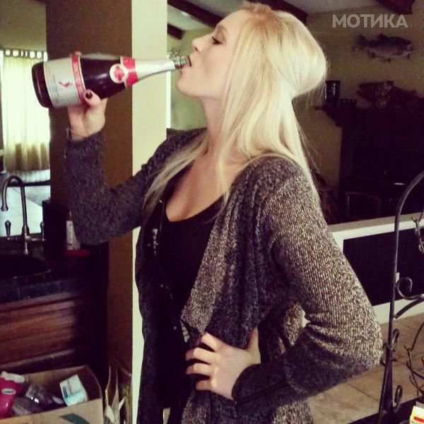 p (30)