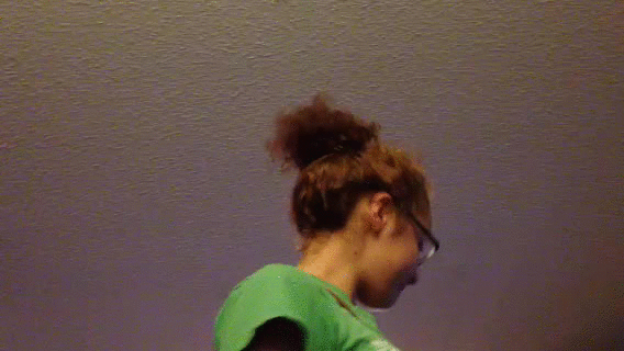 g (29)