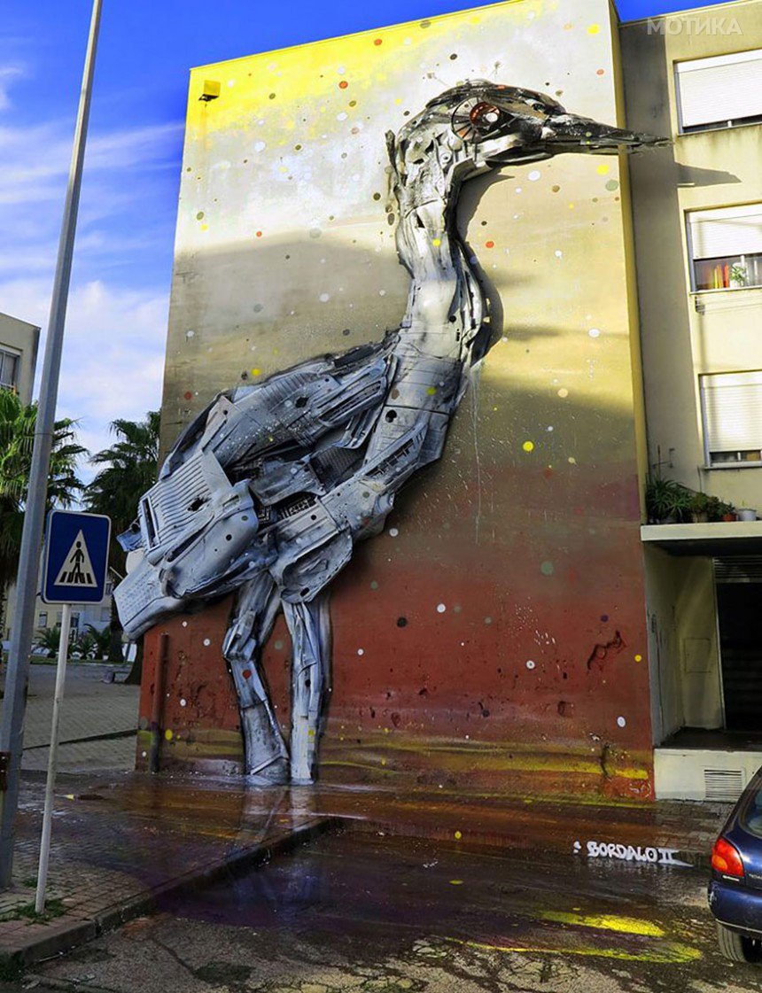 recycled-sculptures-street-art-big-trash-animals-artur-bordalo-4