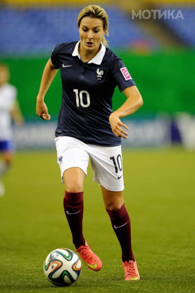 France v Korea Republic: Quarter Final - FIFA U-20 Women's World Cup Canada 2014