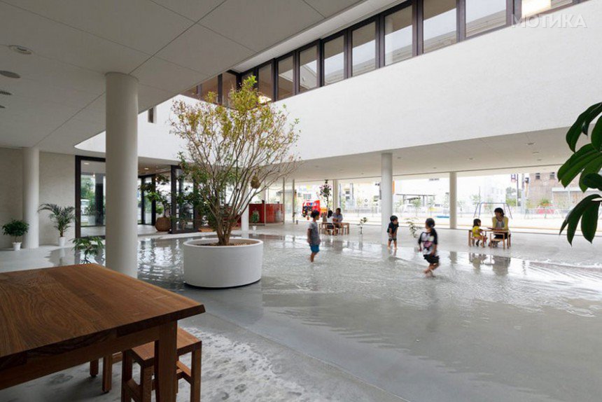 preschool-collects-rainwater-puddles-kids-play-dai-ichi-yochien-hibino-sekkei-6