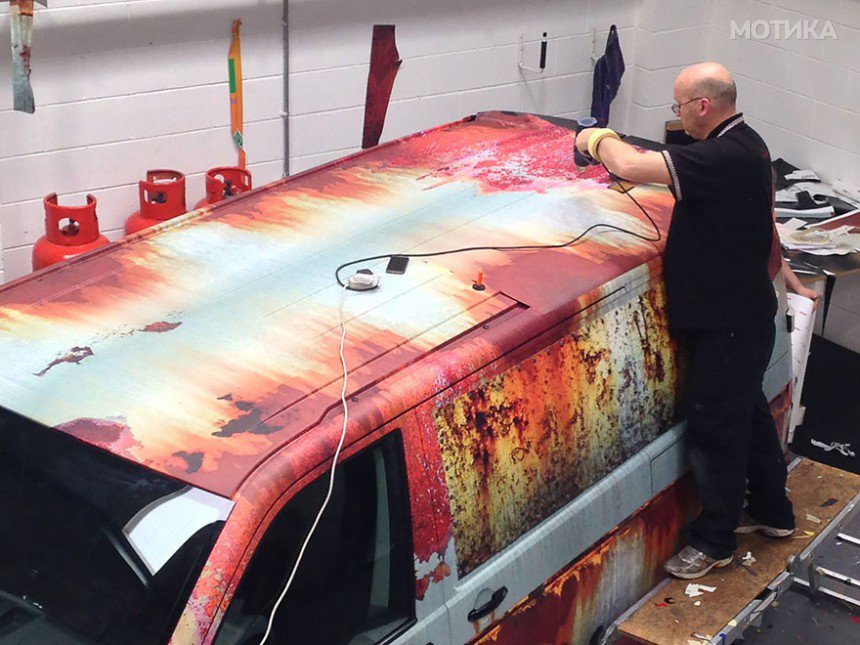 rusty-car-vinyl-wrap-vw-van-clyde-wraps-7