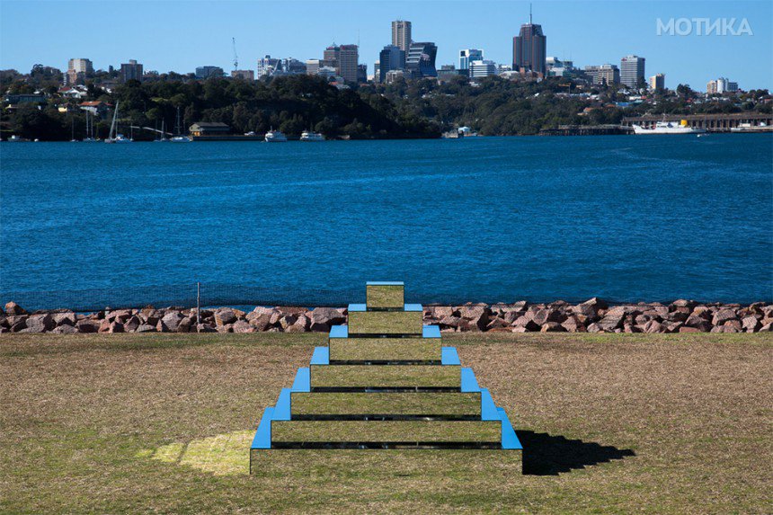 mirror-pyramid-3