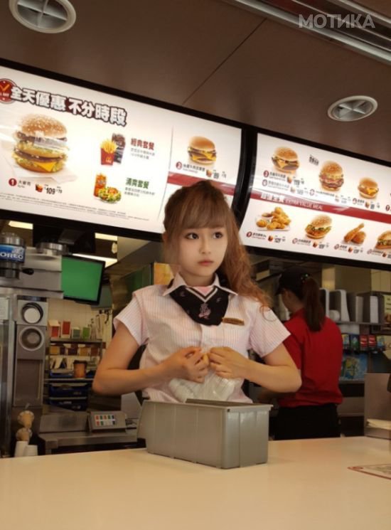 n (4)