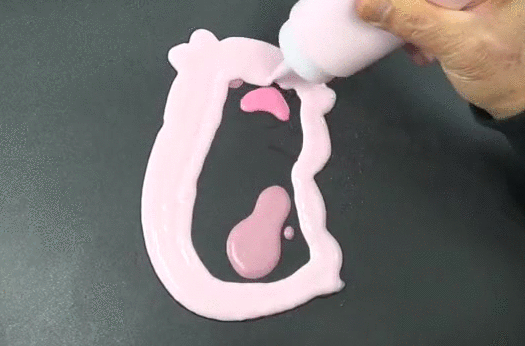 g (9)
