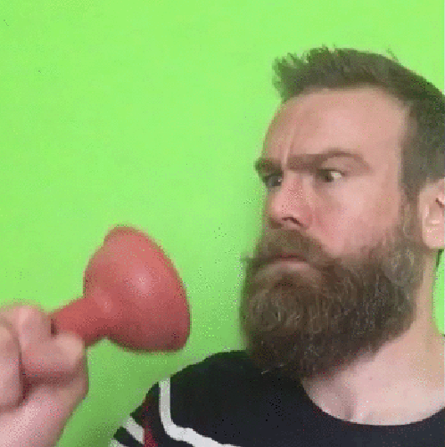 g (8)