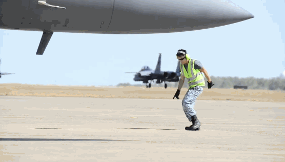 gif (1)