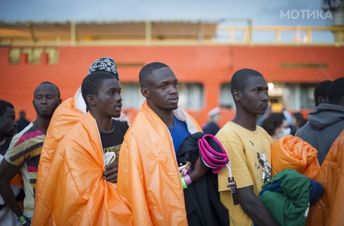europe_patrol_migrant_25