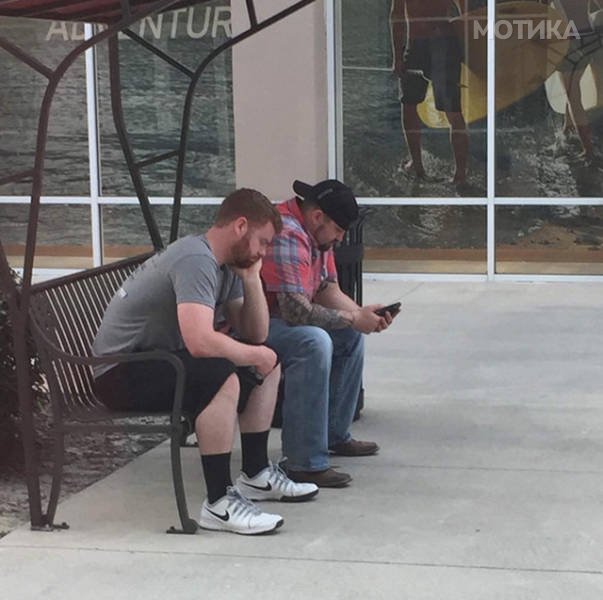 poor_souls_trapped_in_the_shopping_hell_640_20