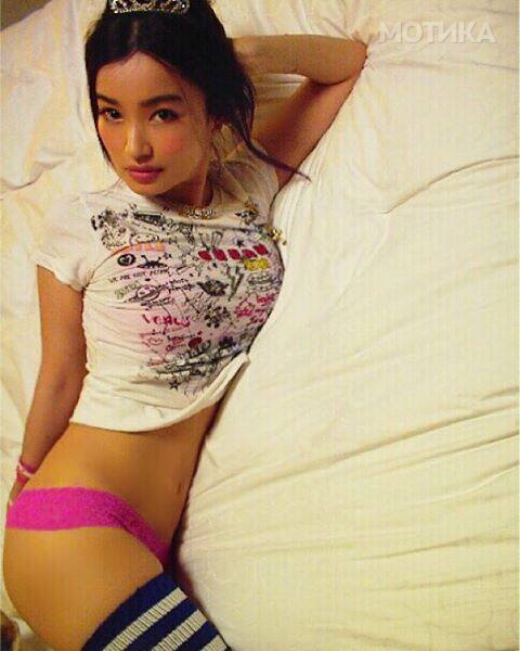 can_you_guess_the_age_of_this_beautiful_model_640_12