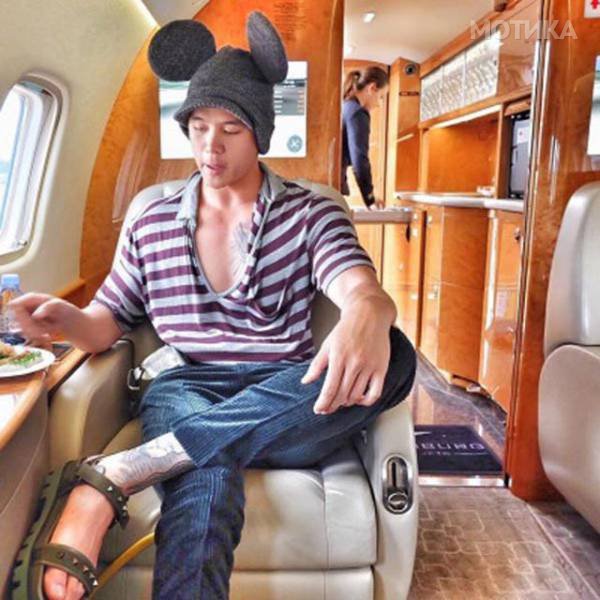 rich_kids_of_instagram_cant_stop_flaunting_their_daddys_money_640_25