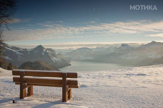 this_gorgeous_infinity_pool_in_the_swiss_alps_is_dubbed_the_stairway_to_heaven_640_18