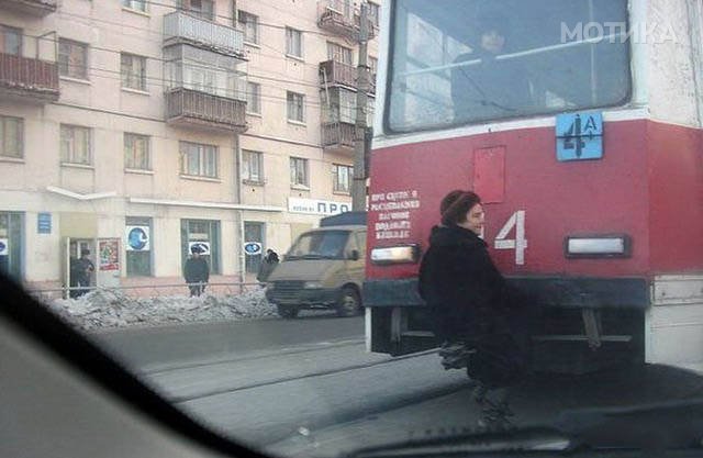 there_are_so_many_idiots_in_the_world_640_18