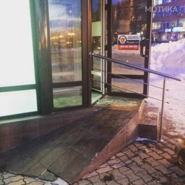 some_of_the_dumbest_construction_fails_ever_done_640_11