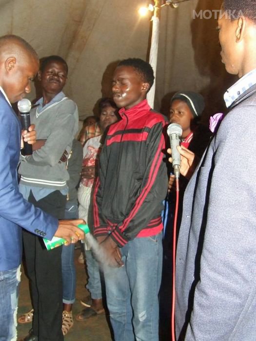 african_pastor_09