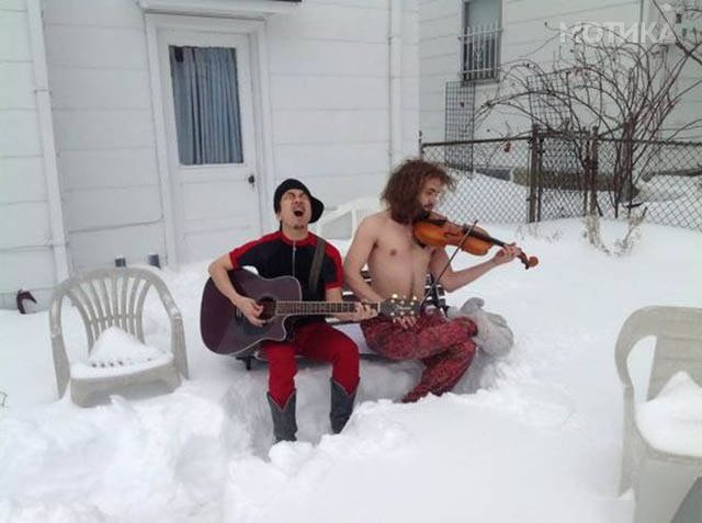 winter_is_coming_and_is_bringing_its_magic_with_it_640_40