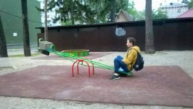 what_it_means_to_be_forever_alone_640_24