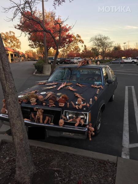 what_the_actual_fuck_is_going_on_here_640_16