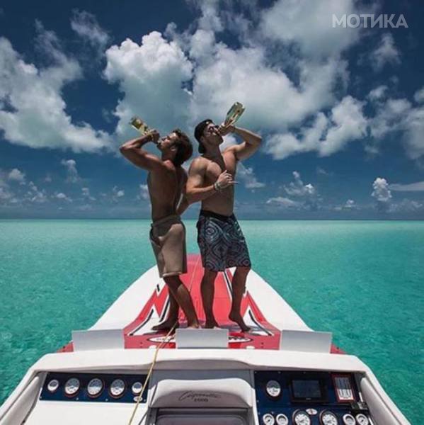 these_greek_kids_totally_enjoy_having_rich_parents_and_theyre_not_shy_about_it_640_05