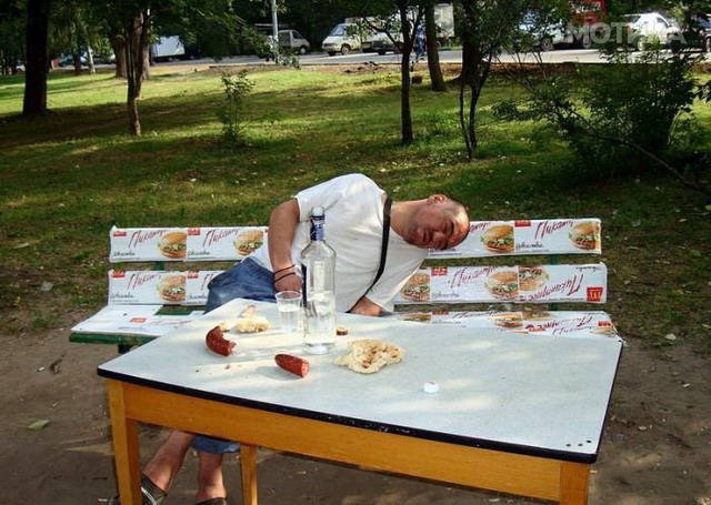 now_thats_classic_russian_outdoor_leisure_nothing_special_640_34