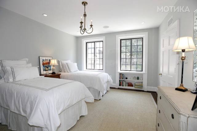 obama_familys_new_home_not_white_house_but_still_very_classy_640_37