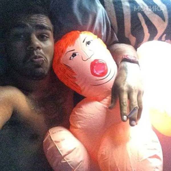 they_take_selfies_and_what_do_you_do_after_you_just_had_sex_640_13